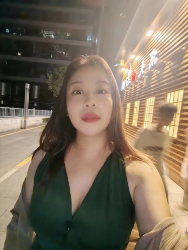 叶子青青的第四张照片--镇江相亲服务中心