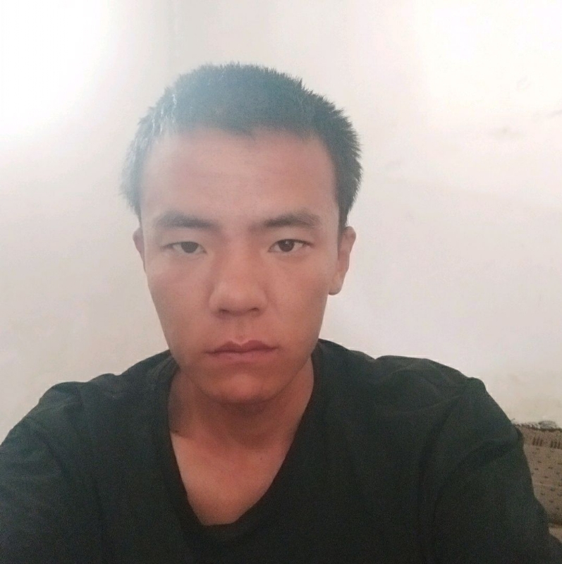 哦哦的第一张照片--镇江相亲服务中心