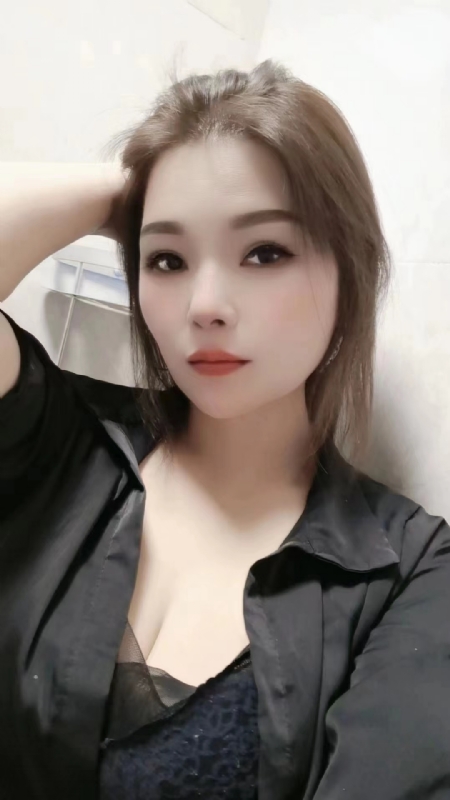 爱笑的女孩的第一张照片--镇江相亲服务中心