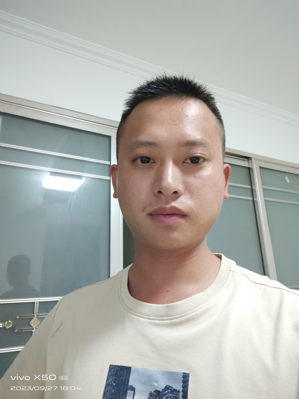 小yan同学的第一张照片--镇江相亲服务中心