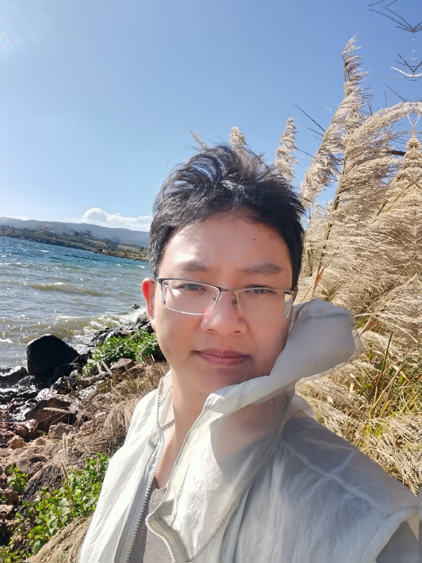梅安歌的第一张照片--镇江相亲服务中心