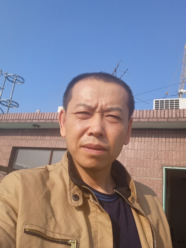 红尘逐浪的第一张照片--镇江相亲服务中心