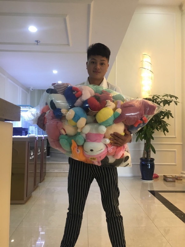 阿杰的第一张照片--镇江相亲服务中心