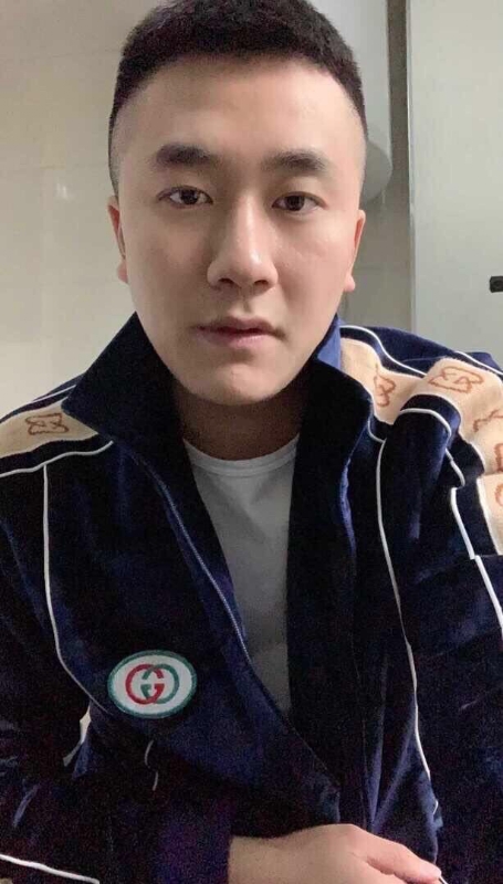 凌毅的第一张照片--镇江相亲服务中心