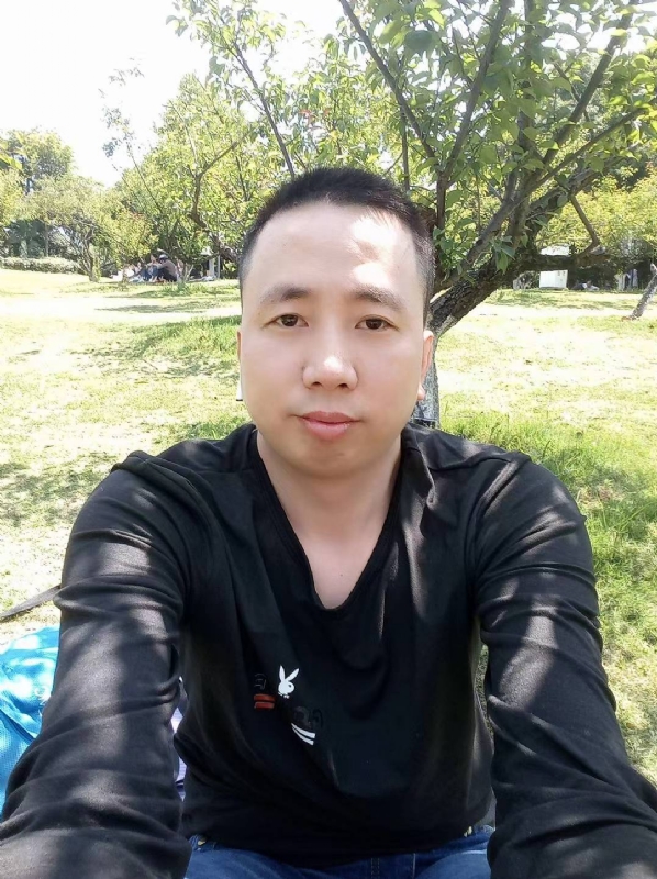 大图图的第一张照片--镇江相亲服务中心