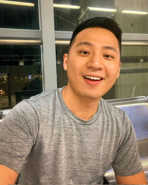 孤獨的男人的第三张照片--镇江相亲服务中心