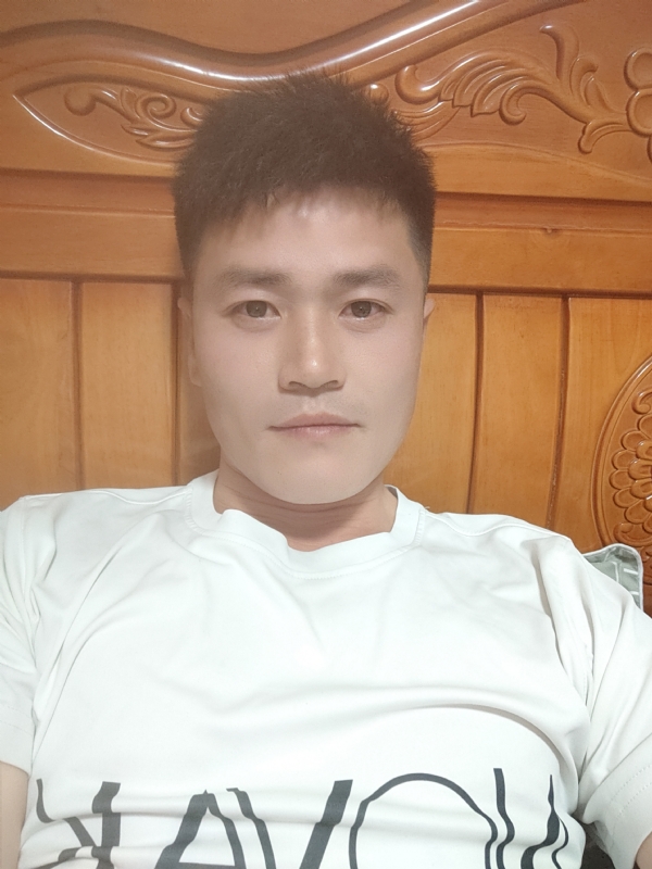 网球罗的第三张照片--镇江相亲服务中心