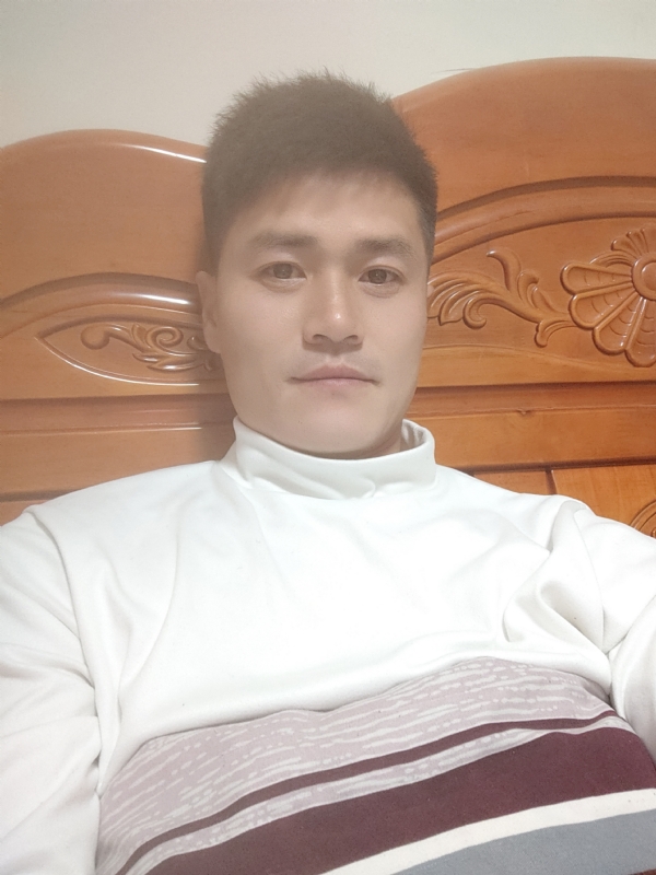 网球罗的第四张照片--镇江相亲服务中心
