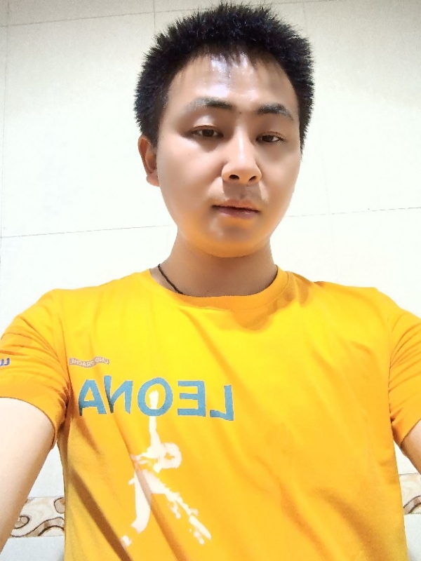 开心就好的第四张照片--镇江相亲服务中心