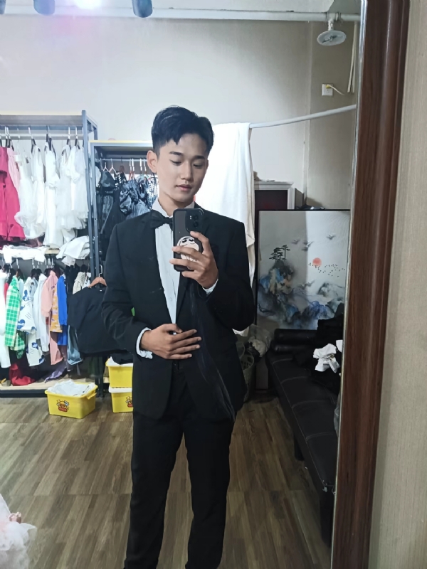 李梓宇的第一张照片--镇江相亲服务中心