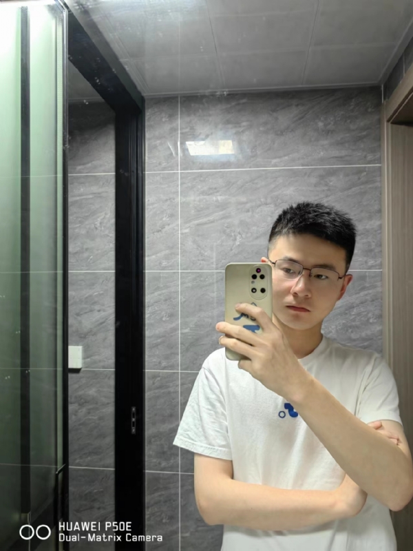 小潘的第一张照片--镇江相亲服务中心