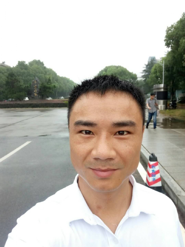 水木年华的第一张照片--镇江相亲服务中心