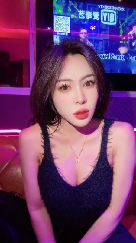 素素可月的第二张照片--镇江相亲服务中心