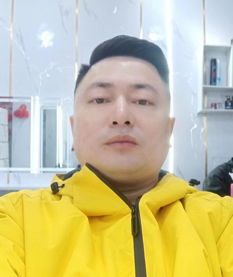 曾哥的第一张照片--镇江相亲服务中心