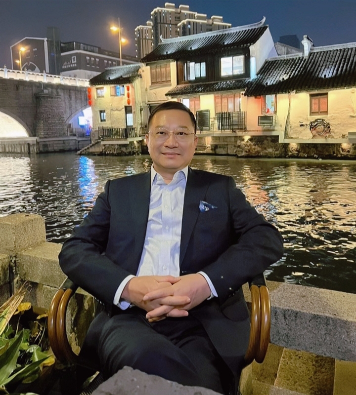 伴你一生的第一张照片--镇江相亲服务中心