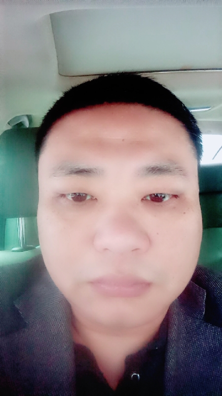 向日葵的第一张照片--镇江相亲服务中心