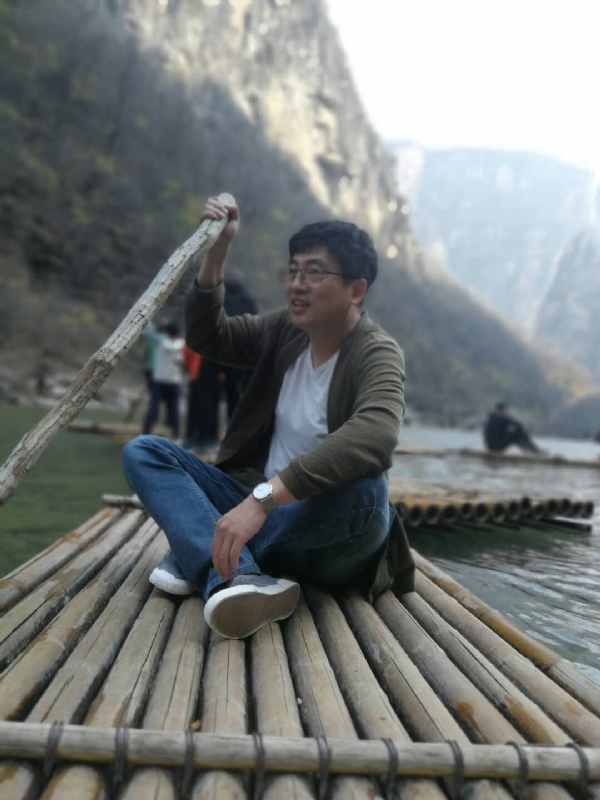 风被吹走了的第一张照片--镇江相亲服务中心