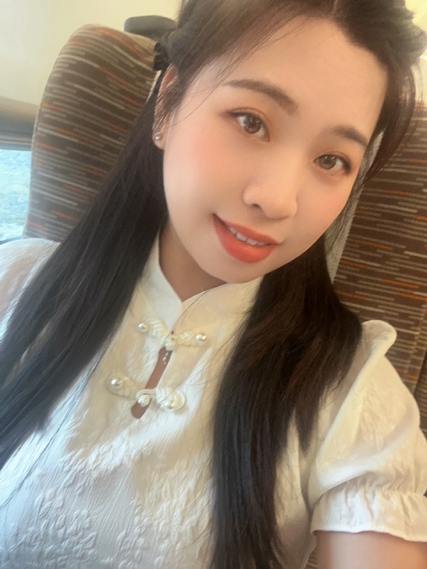 Lin的第三张照片--镇江相亲服务中心
