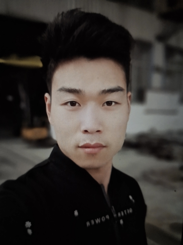 小风的第一张照片--镇江相亲服务中心