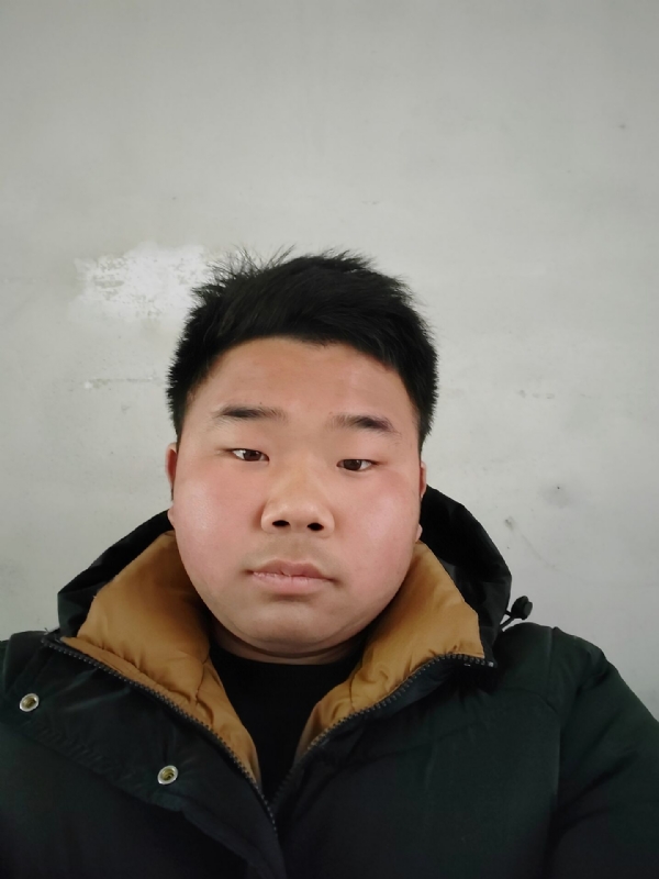 精神饱满的第四张照片--镇江相亲服务中心