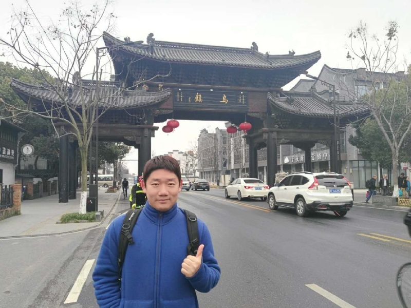 秋风秋雨的第一张照片--镇江相亲服务中心