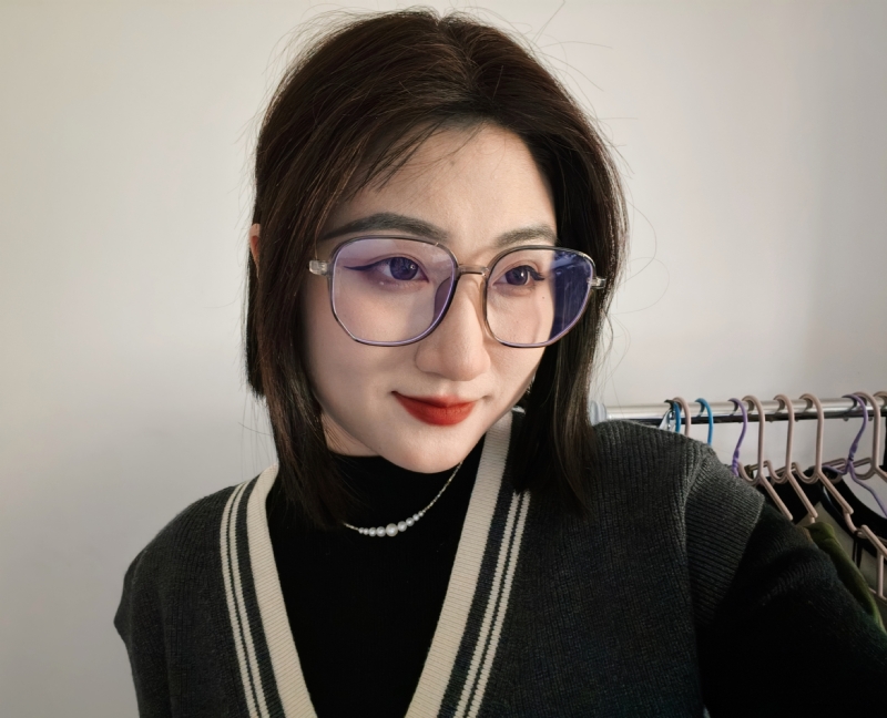 Helen的第一张照片--镇江相亲服务中心