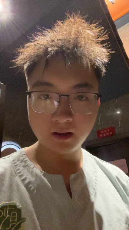 成熟稳重的男士的第一张照片--镇江相亲服务中心