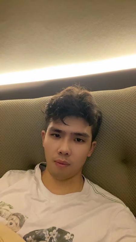 阿龙设计师的第一张照片--镇江相亲服务中心