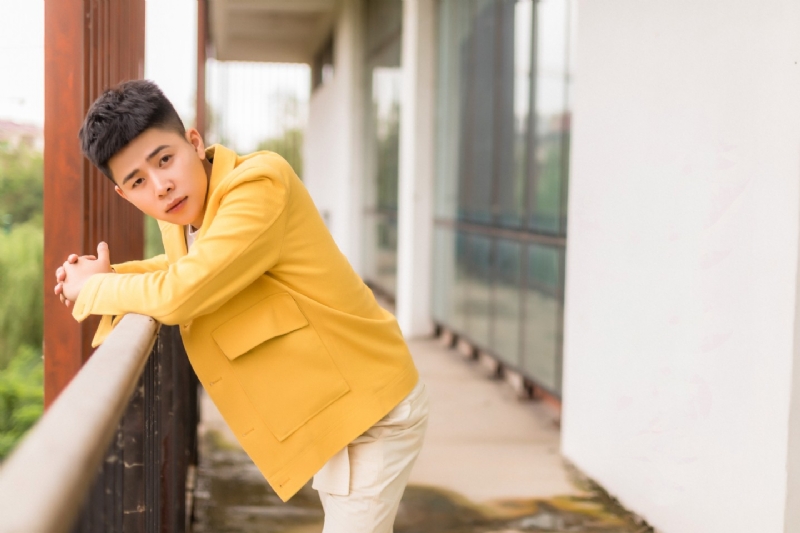 小付吖的第一张照片--镇江相亲服务中心