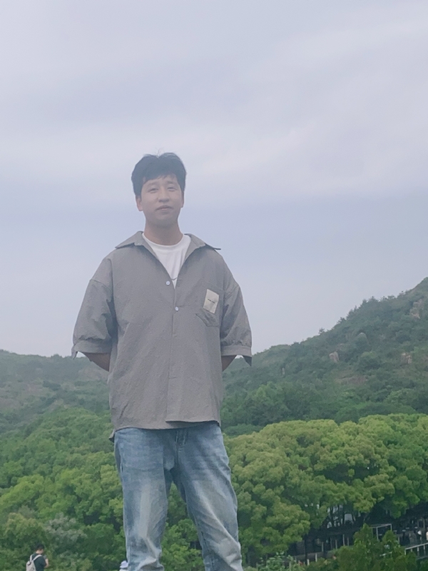 渐行渐远的第二张照片--镇江相亲服务中心