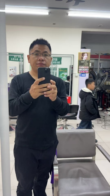 王计盖的第一张照片--镇江相亲服务中心