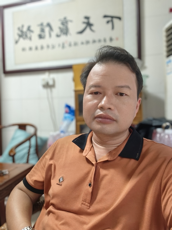 自强不息的第一张照片--镇江相亲服务中心