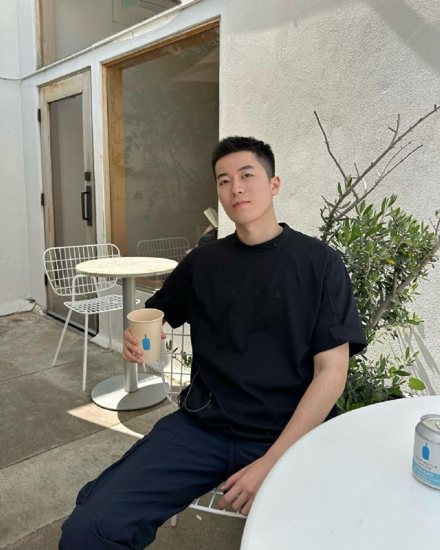 VV的第二张照片--镇江相亲服务中心