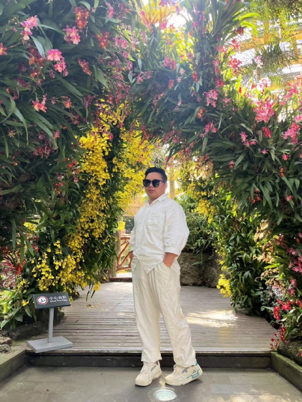 少一点的第一张照片--镇江相亲服务中心