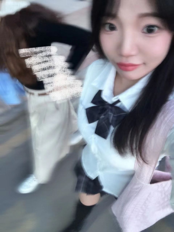 台灣小姐伊洛的第一张照片--镇江相亲服务中心
