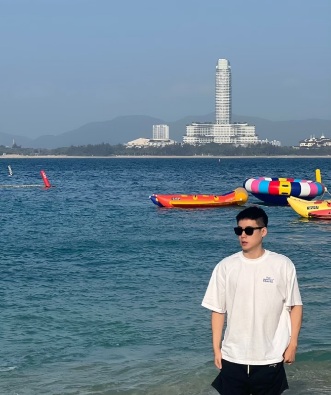 yw的第二张照片--镇江相亲服务中心