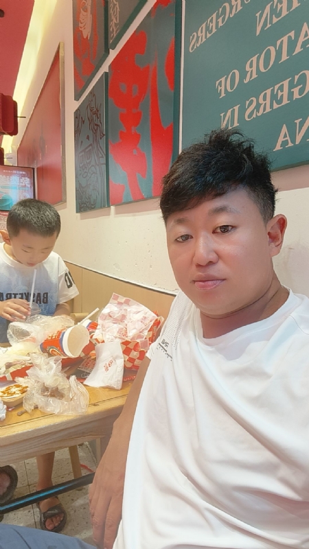 景色宏图的第一张照片--镇江相亲服务中心