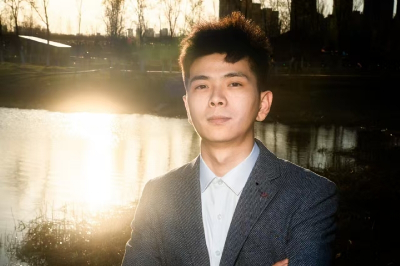 Hd的第一张照片--镇江相亲服务中心