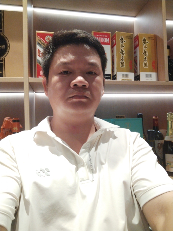 明远的第一张照片--镇江相亲服务中心