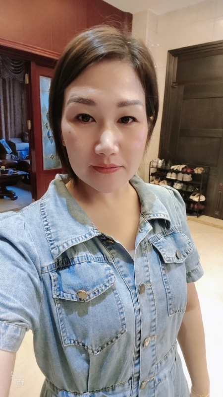 未来可期的第一张照片--镇江相亲服务中心