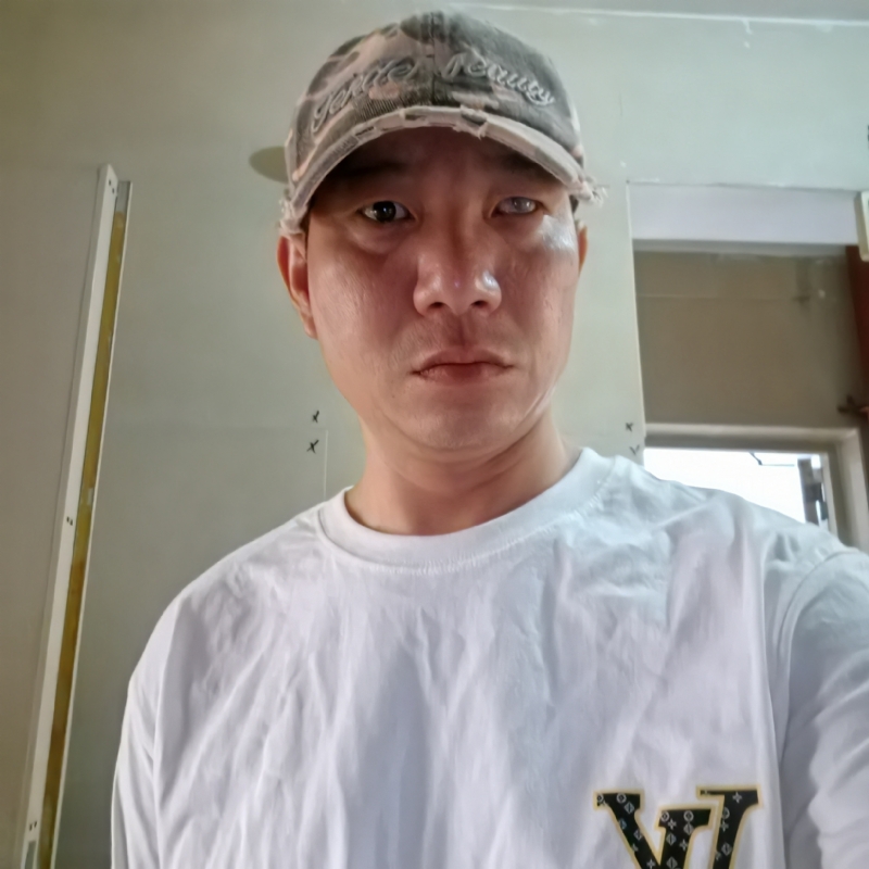 小心做人的第一张照片--镇江相亲服务中心