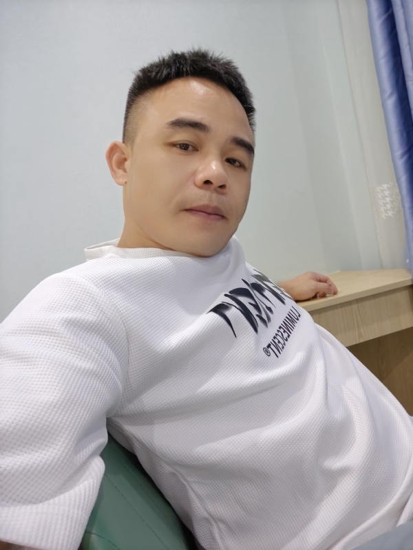 下一站的我的第二张照片--镇江相亲服务中心