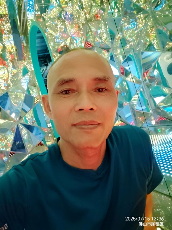 阿里睡不着的第二张照片--镇江相亲服务中心