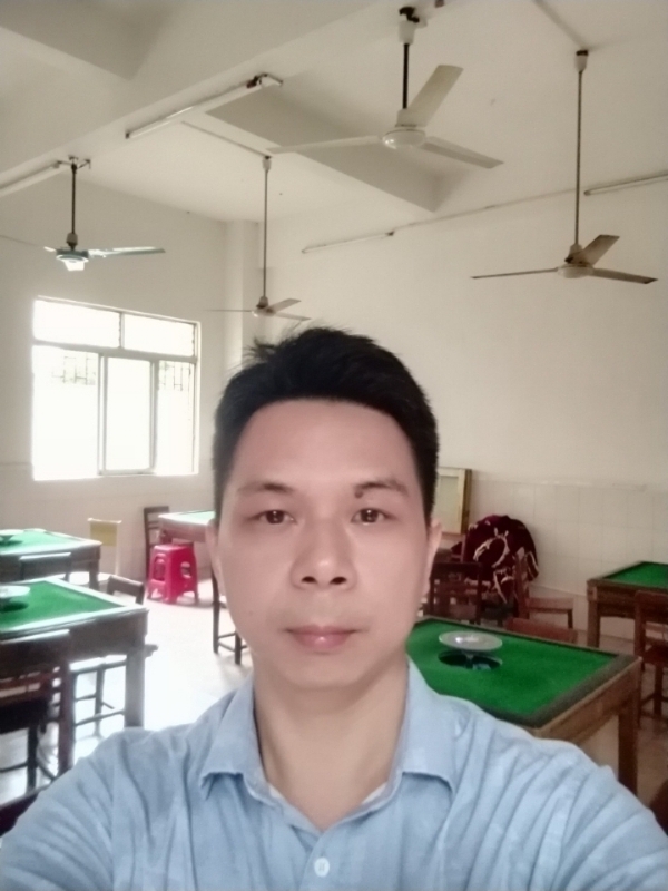 笑对人生的第一张照片--镇江相亲服务中心