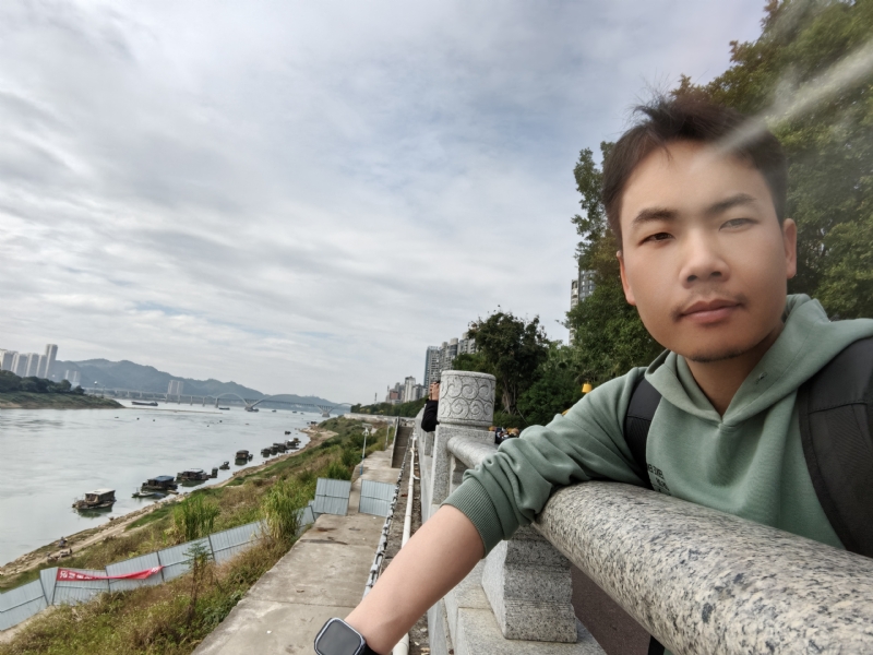 向往爱情的第三张照片--镇江相亲服务中心