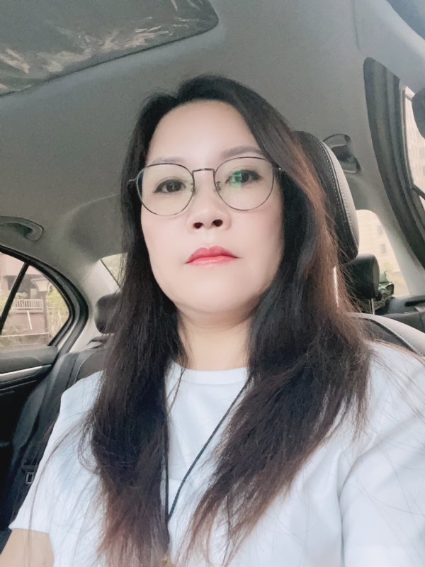 牡丹的第一张照片--镇江相亲服务中心