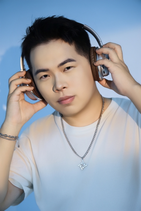 星逆的第一张照片--镇江相亲服务中心