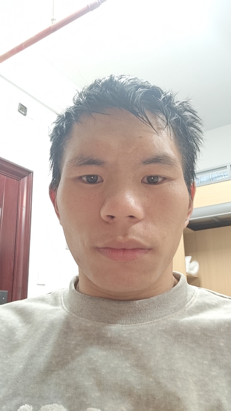 阳光的第二张照片--镇江相亲服务中心