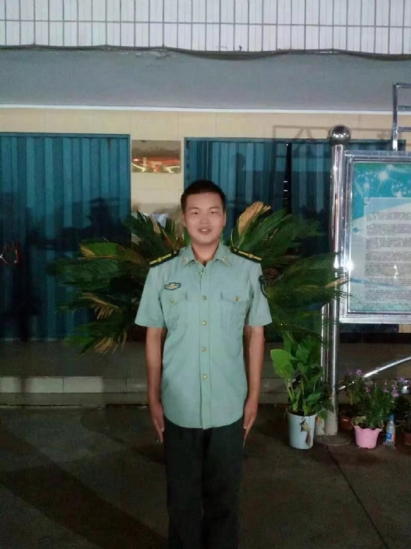 程程的第一张照片--镇江相亲服务中心