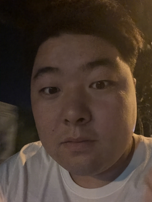 丹尼的第一张照片--镇江相亲服务中心